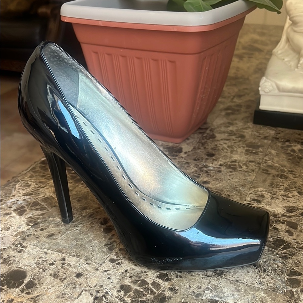 Gianni Bini Black Heels Classic Stiletto Pumps